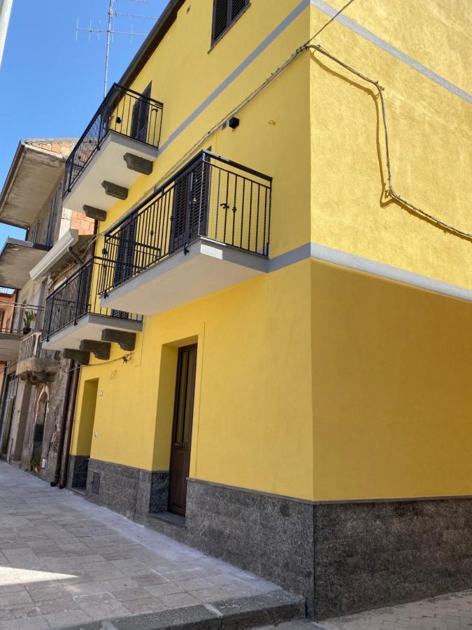 B&B Affittacamere Al Vulcanetto Moio Alcantara Екстер'єр фото